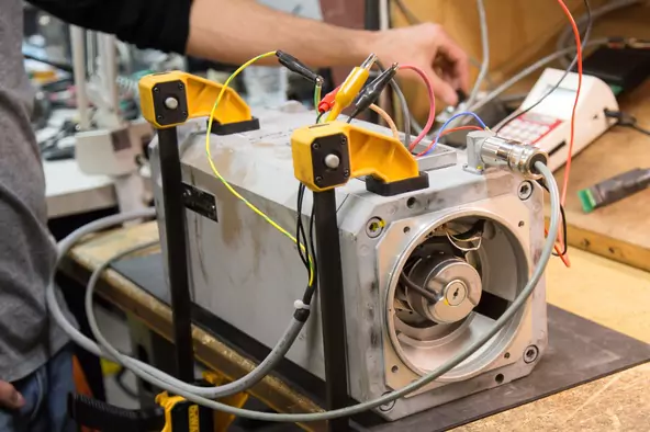 Servo Motor Recharge